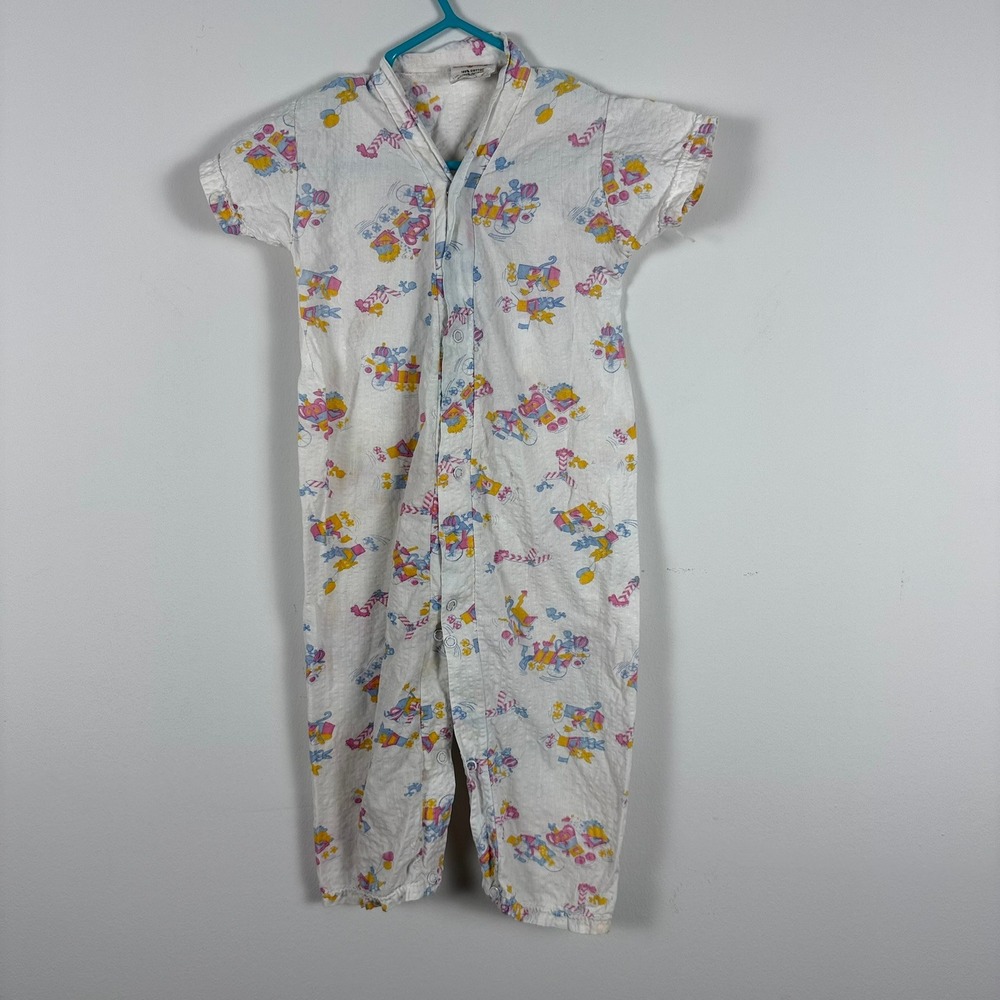 ✨3 for $15 Vintage Snugabye Kids Seersucker Romper 18 Months White Novelty Print